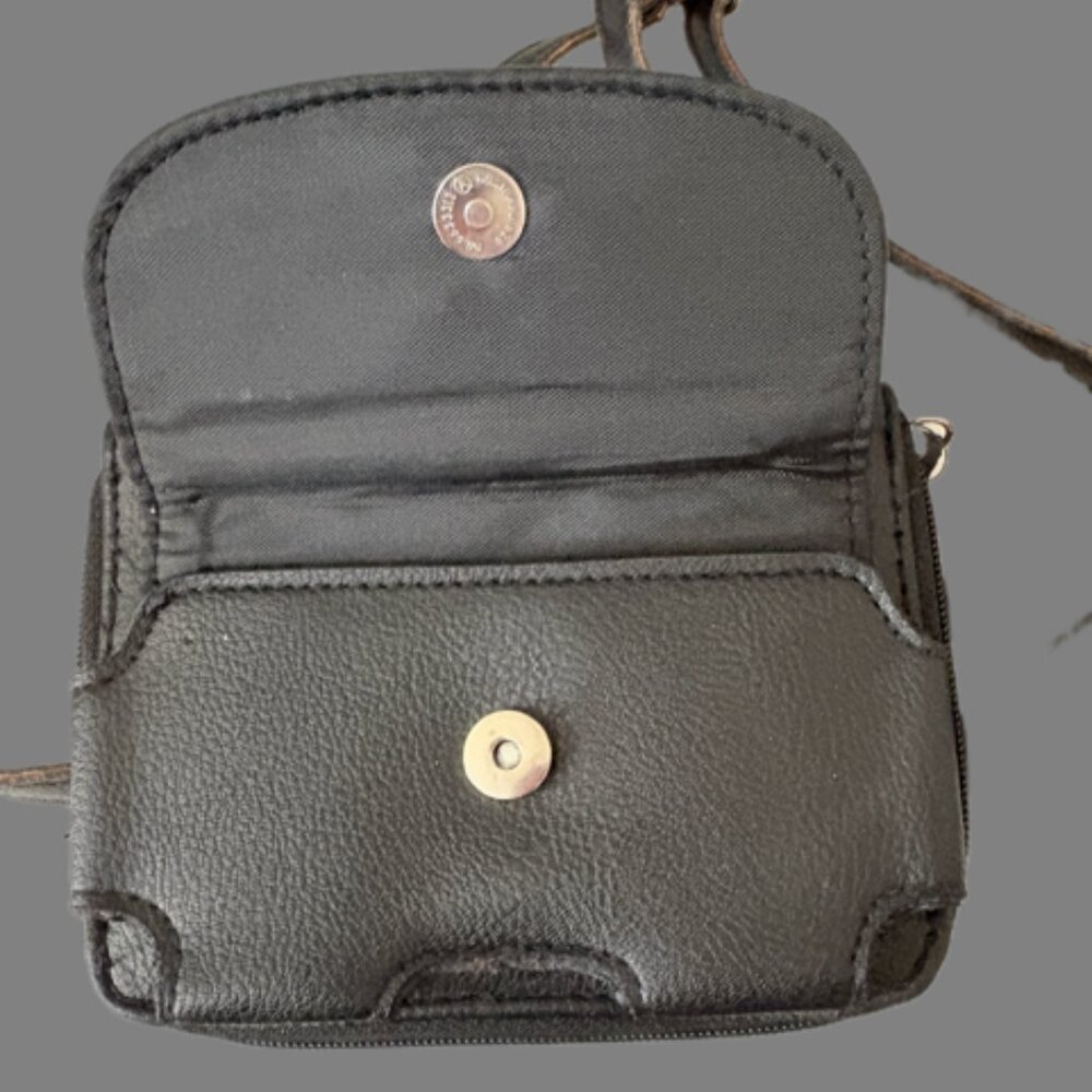 Vintage Nicole Miller Black Crossbody Wallet - Picture 4 of 4